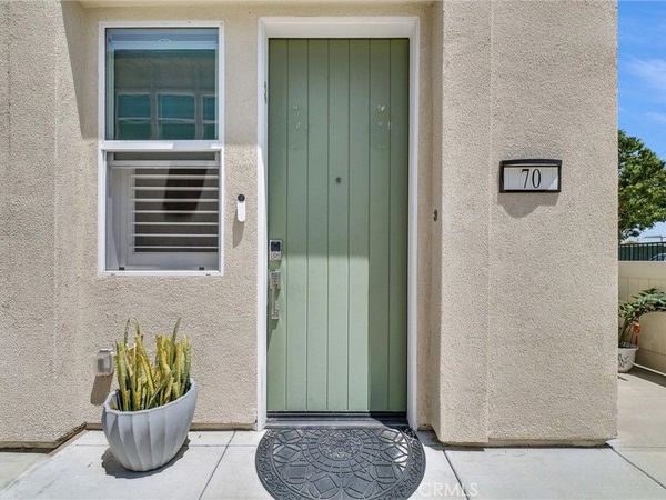 70 Aria, South El Monte, CA 91733