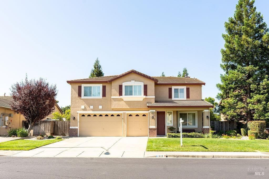 918 Shadow Tree Court, Vacaville, CA 95687 Main Photo
