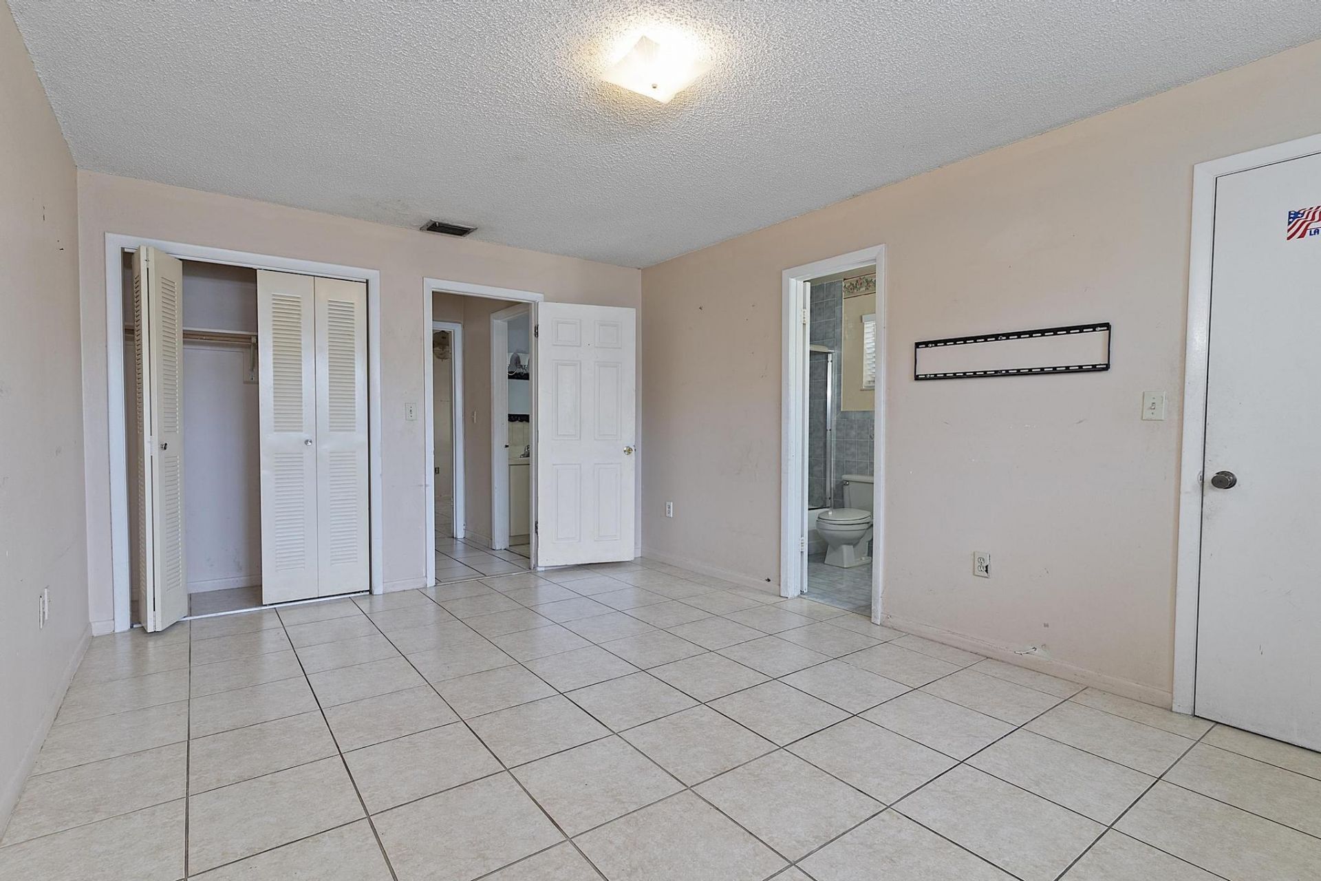 1953-1955 NW 3rd Street, Miami, FL 33125 Photo