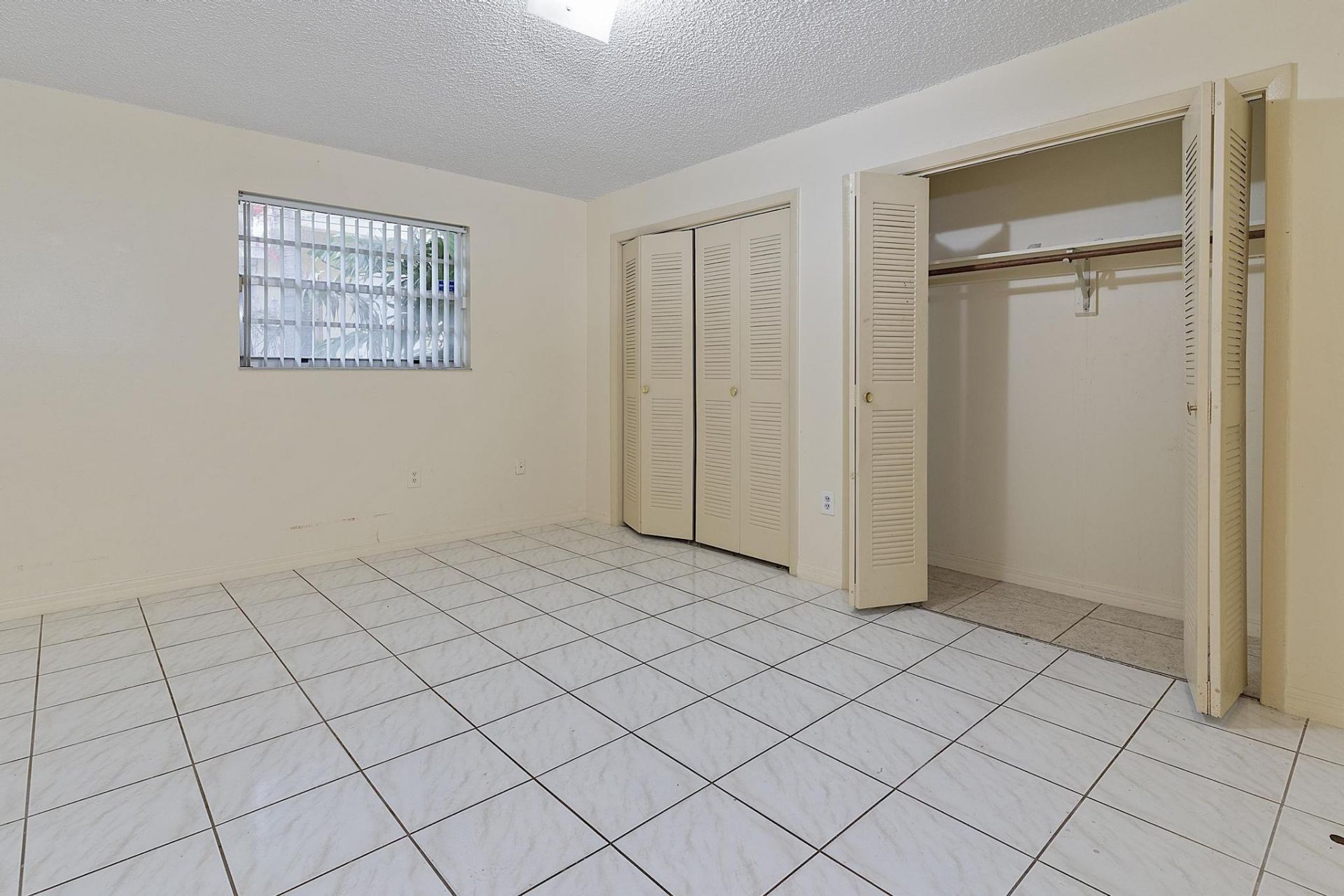 1953-1955 NW 3rd Street, Miami, FL 33125 Photo
