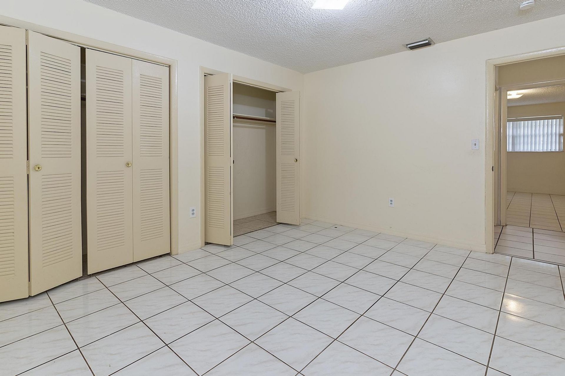 1953-1955 NW 3rd Street, Miami, FL 33125 Photo