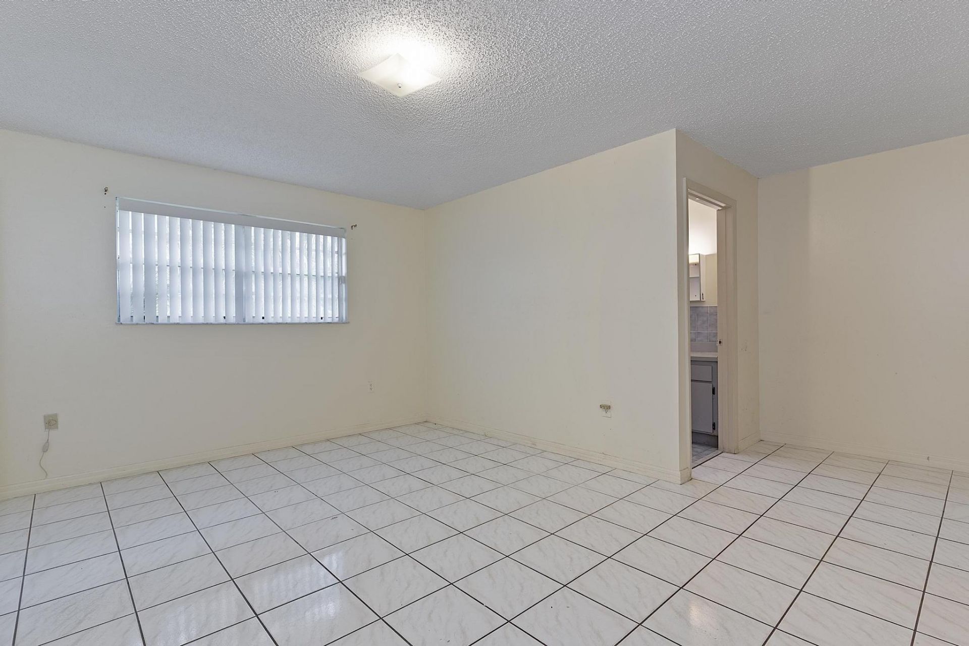 1953-1955 NW 3rd Street, Miami, FL 33125 Photo