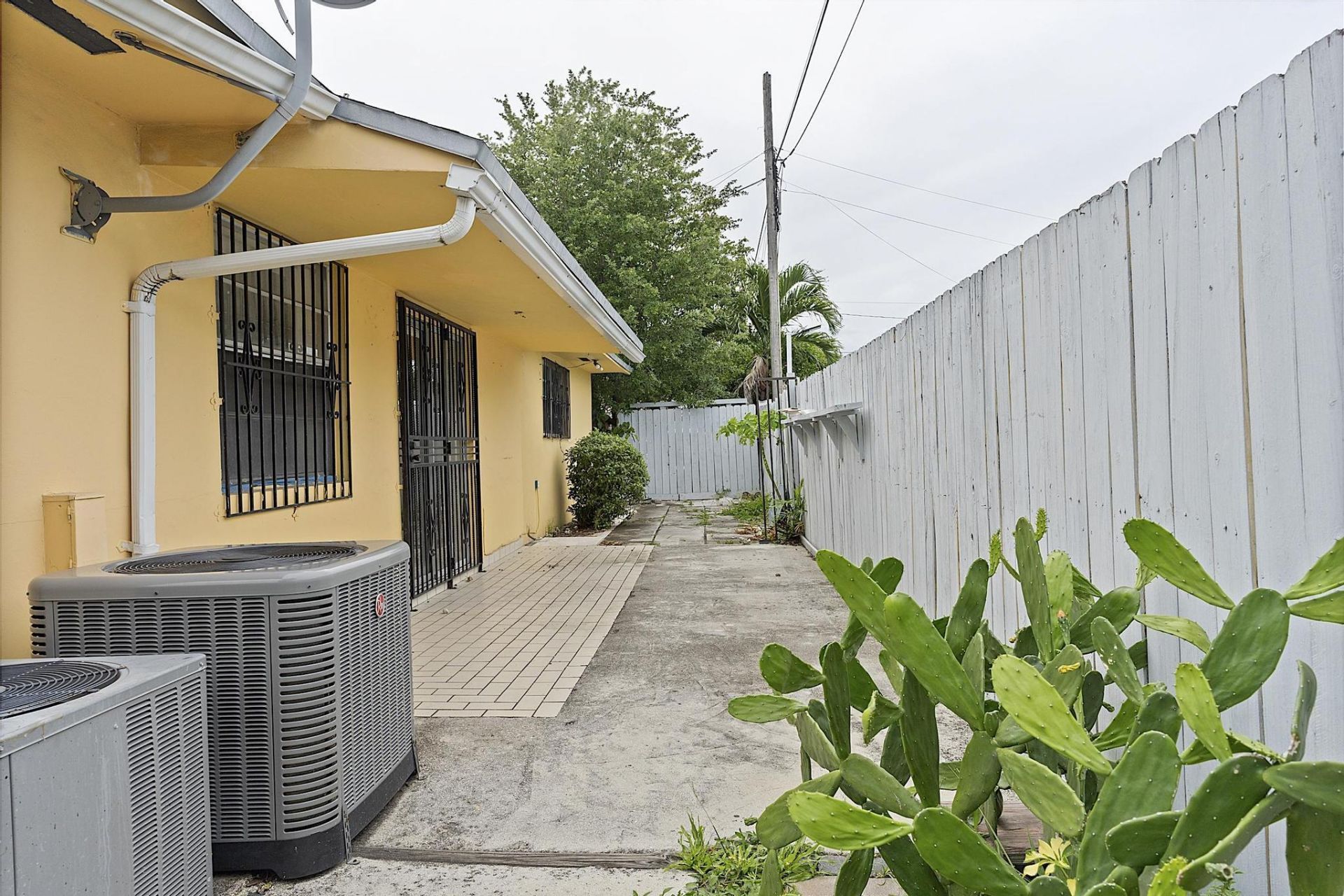 1953-1955 NW 3rd Street, Miami, FL 33125 Photo