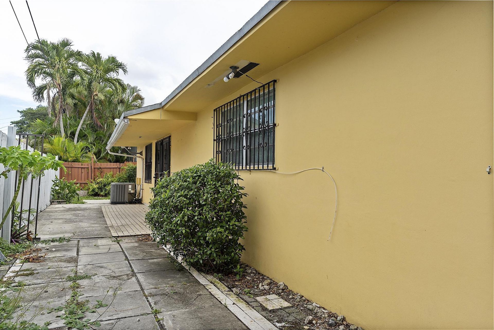 1953-1955 NW 3rd Street, Miami, FL 33125 Photo
