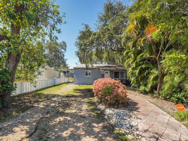 2620 Harding Street, Hollywood, FL 33020