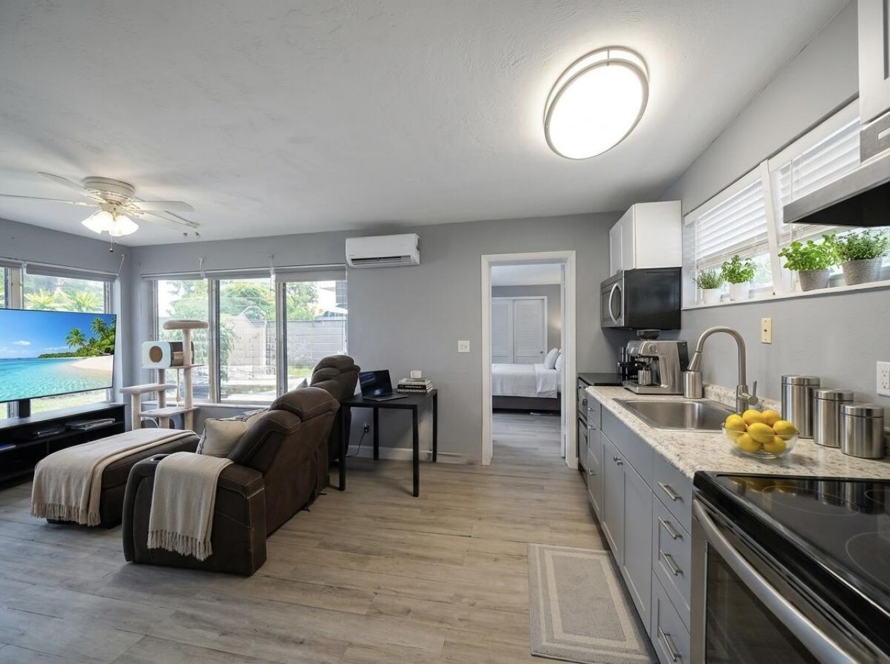 2620 Harding Street, Hollywood, FL 33020 Photo