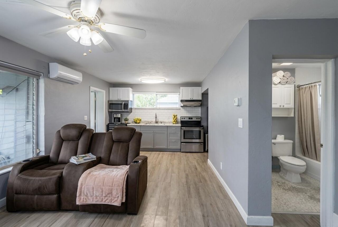 2620 Harding Street, Hollywood, FL 33020 Photo
