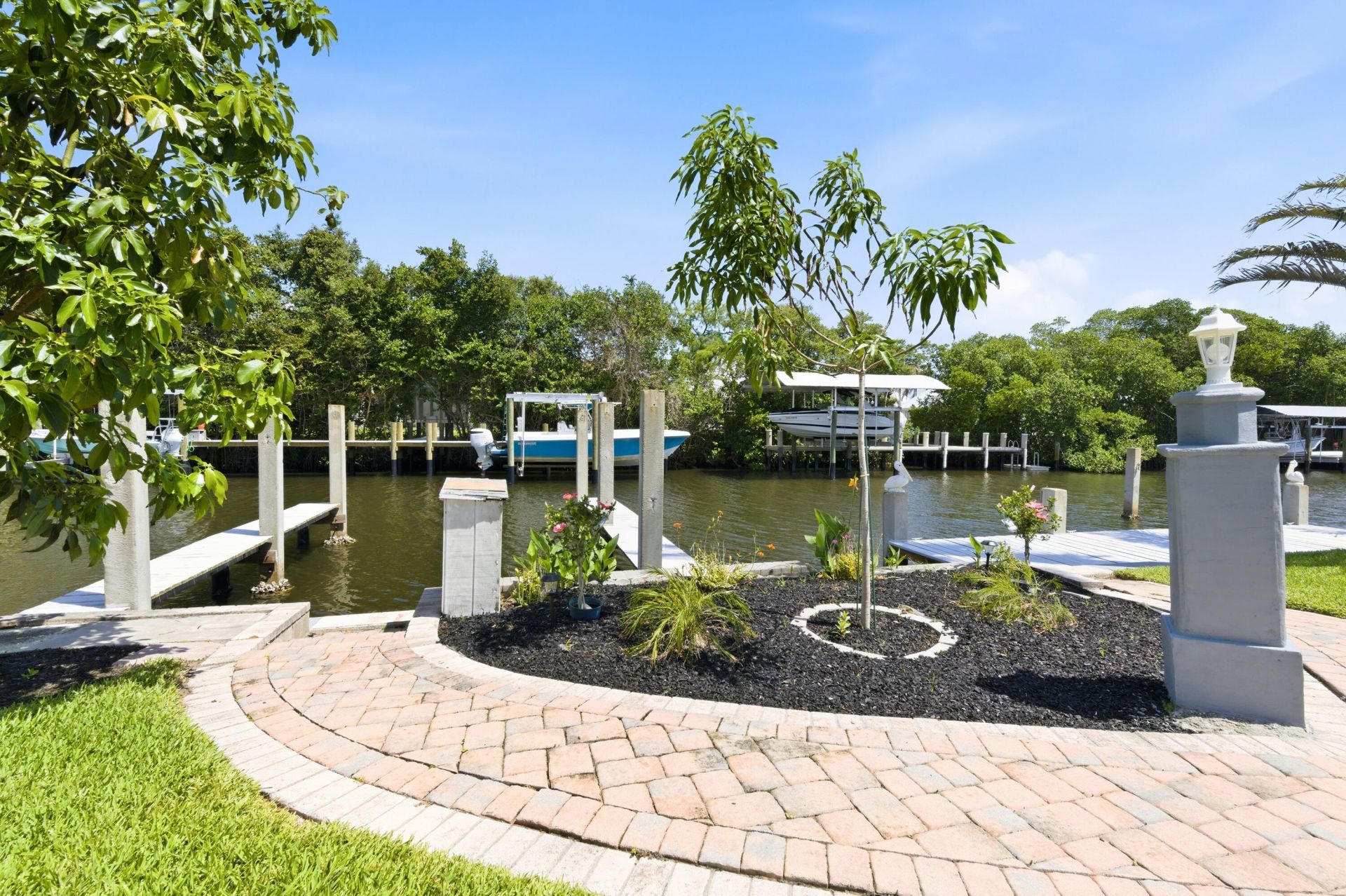 8455 SE Palm Street, Hobe Sound, FL 33455 Photo