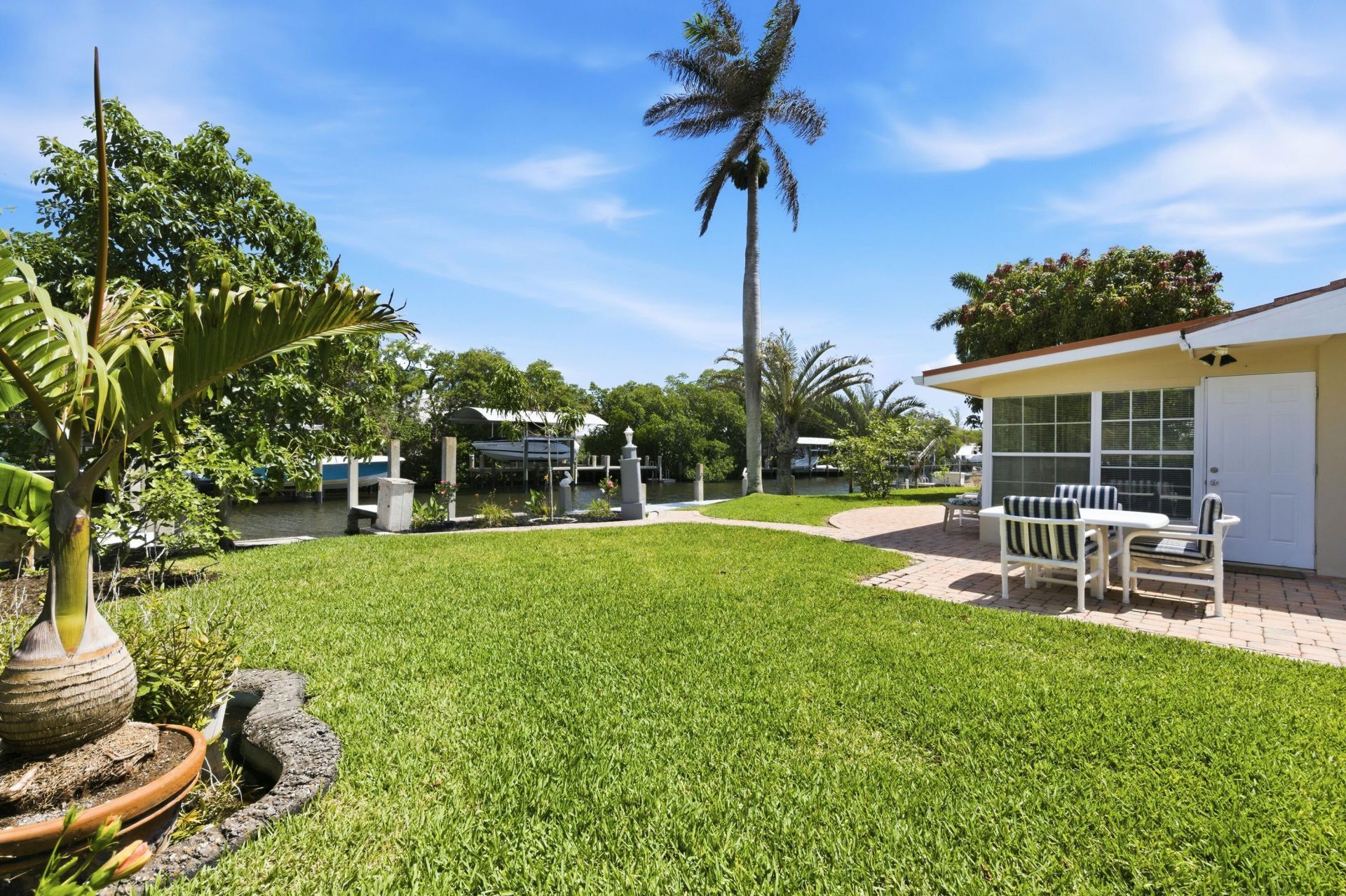 8455 SE Palm Street, Hobe Sound, FL 33455 Photo
