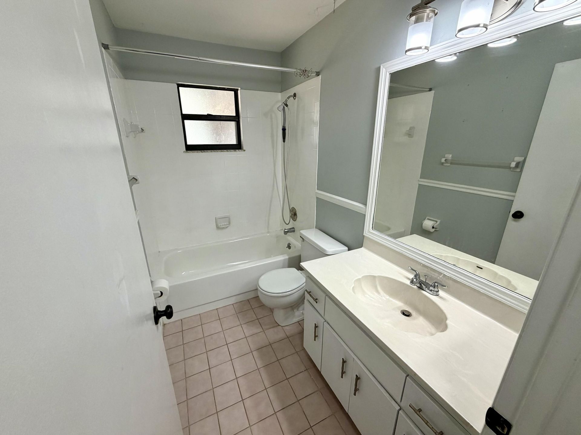 175 SW Oakridge Drive, Port Saint Lucie, FL 34984 Photo