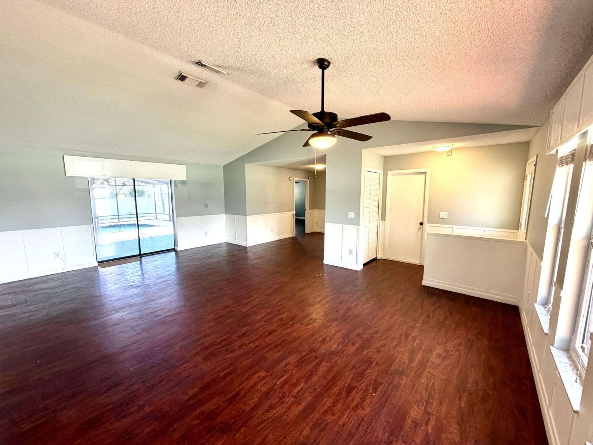 175 SW Oakridge Drive, Port Saint Lucie, FL 34984 Photo