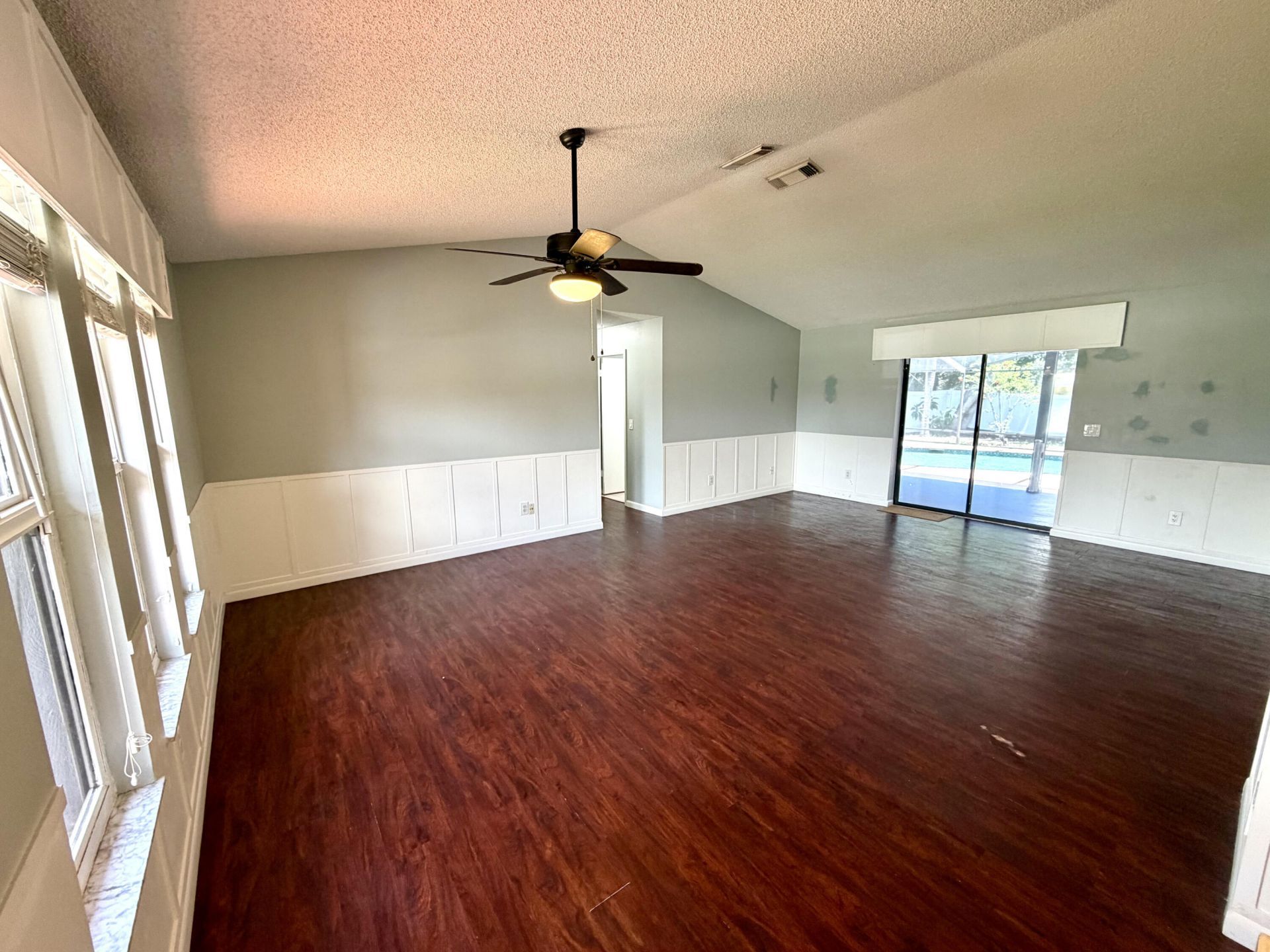 175 SW Oakridge Drive, Port Saint Lucie, FL 34984 Photo