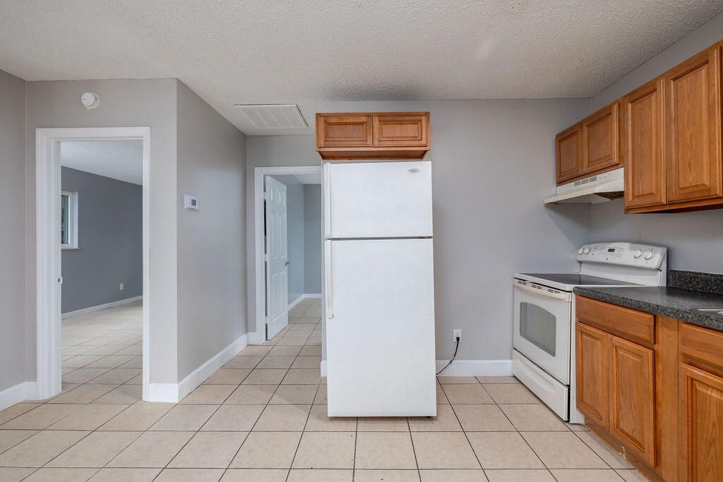917 SE Nassau Avenue, Stuart, FL 34994 Photo