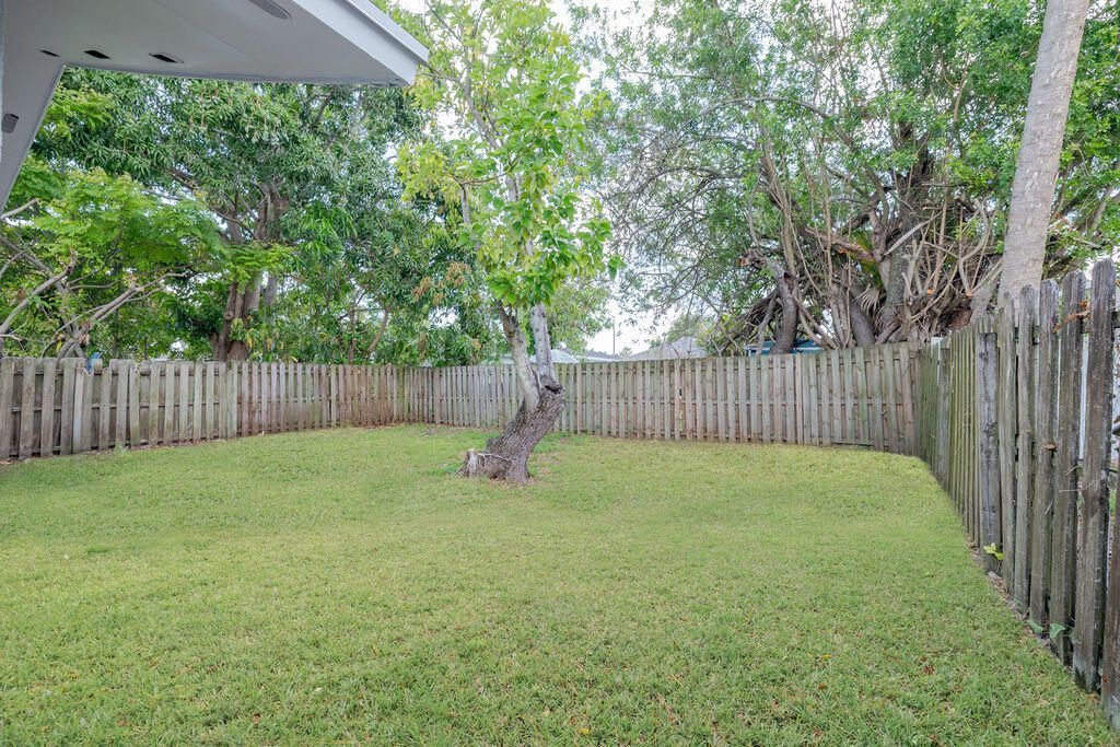 917 SE Nassau Avenue, Stuart, FL 34994 Photo