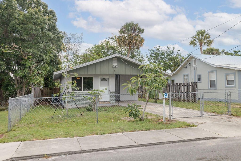 917 SE Nassau Avenue, Stuart, FL 34994 Photo