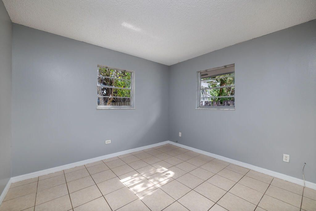 917 SE Nassau Avenue, Stuart, FL 34994 Photo