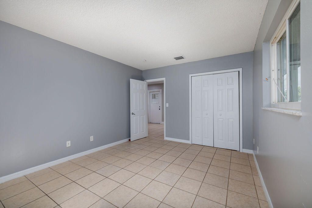 917 SE Nassau Avenue, Stuart, FL 34994 Photo