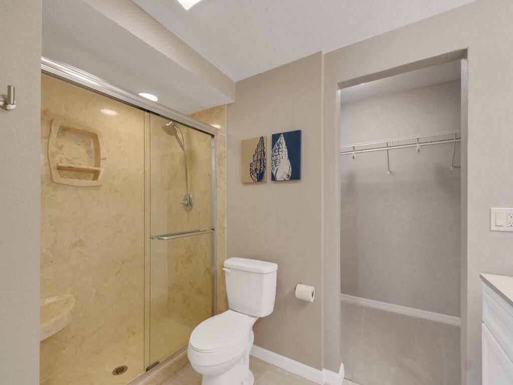 3206 S Lakeview Circle, Unit 1105, Fort Pierce, FL 34949 Photo