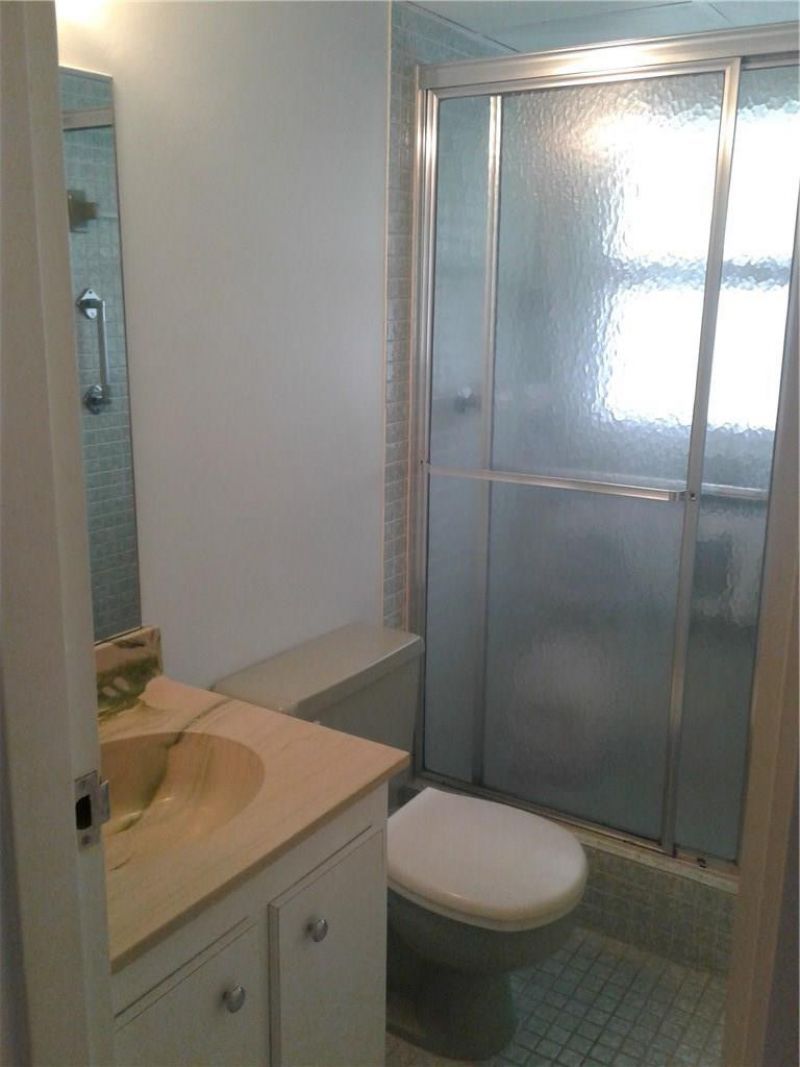 1030 Country Club Drive, Unit 401, Margate, FL 33063 Photo