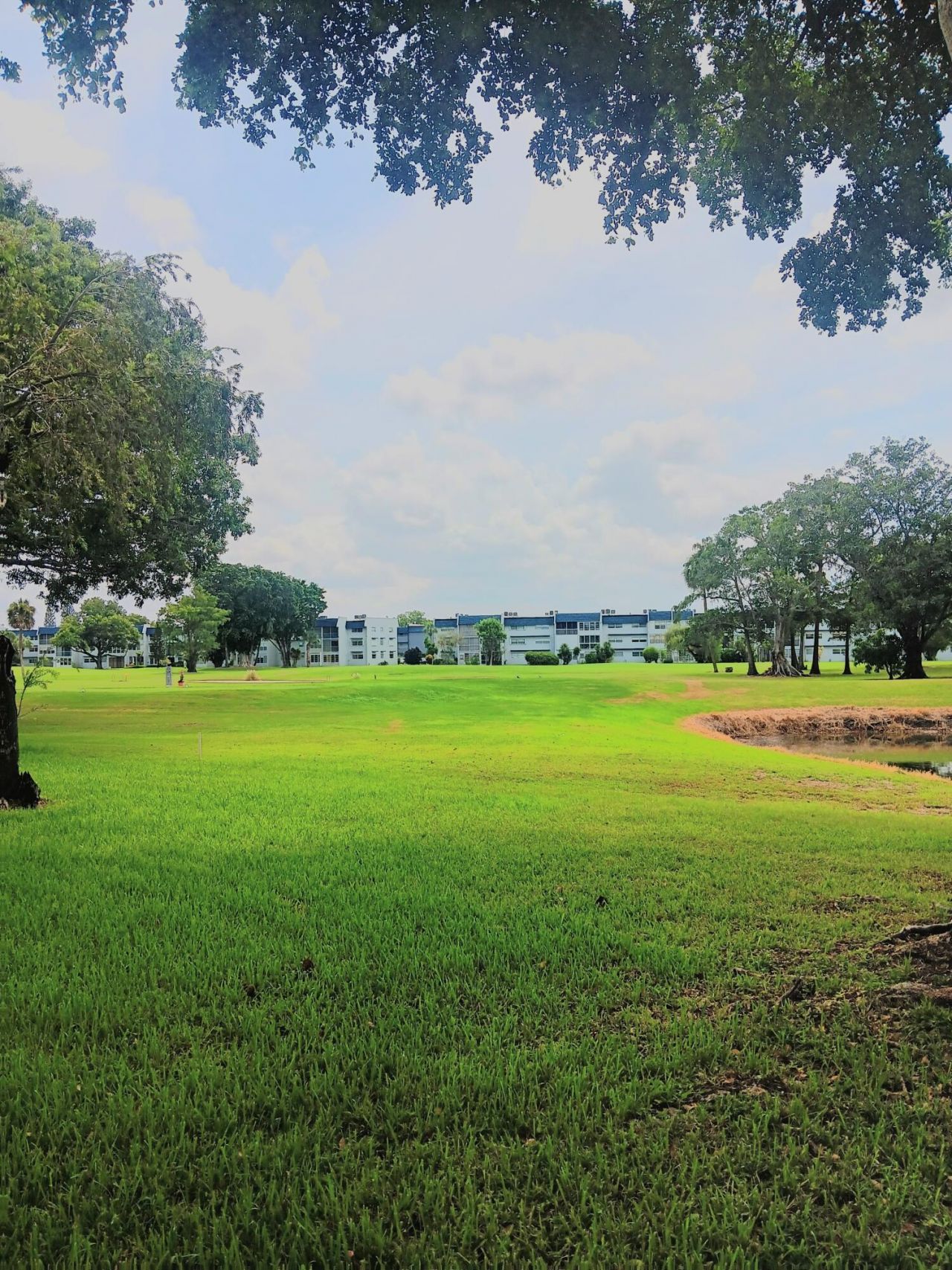 1030 Country Club Drive, Unit 401, Margate, FL 33063 Photo