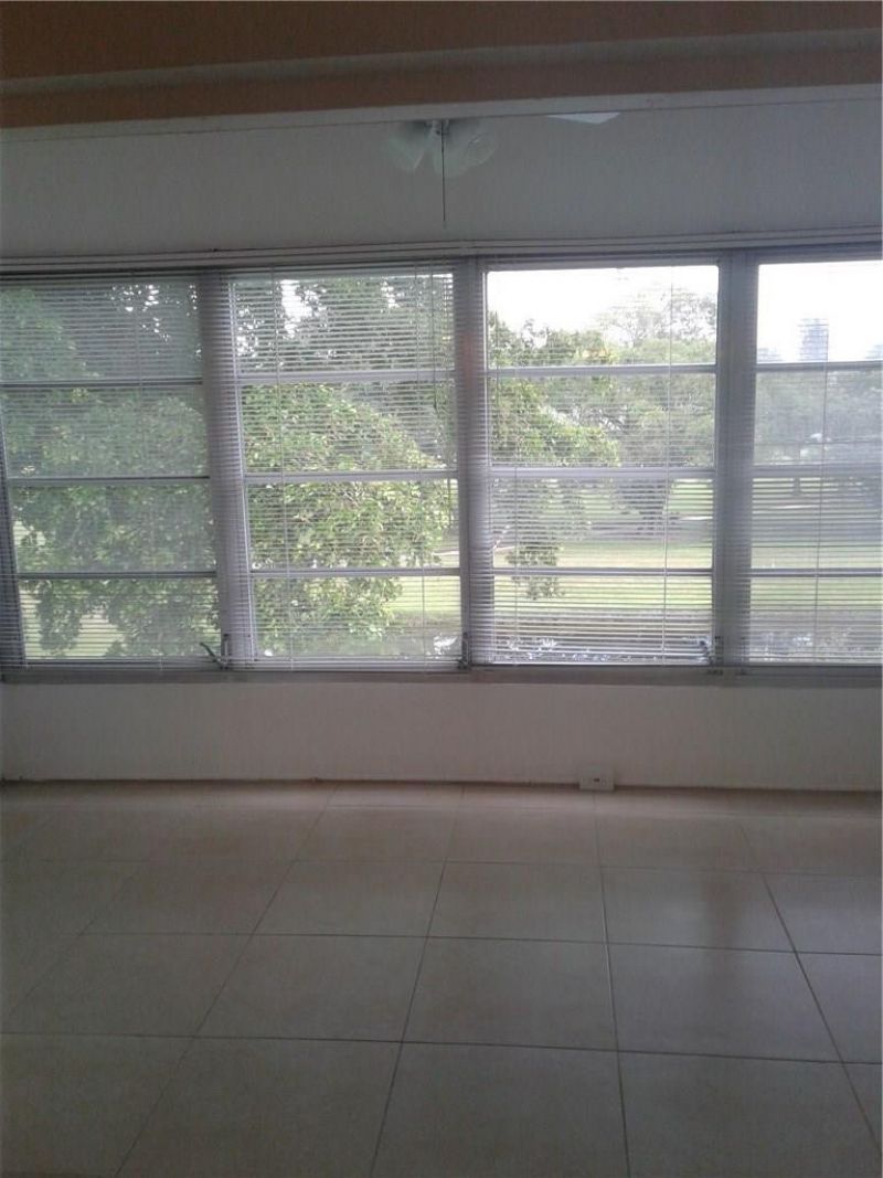 1030 Country Club Drive, Unit 401, Margate, FL 33063 Photo