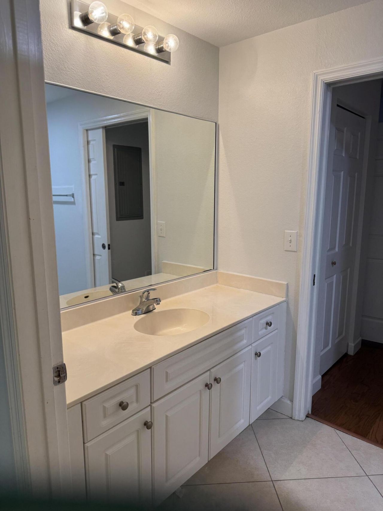 2802 Sarento Place, Unit 202, Palm Beach Gardens, FL 33410 Photo