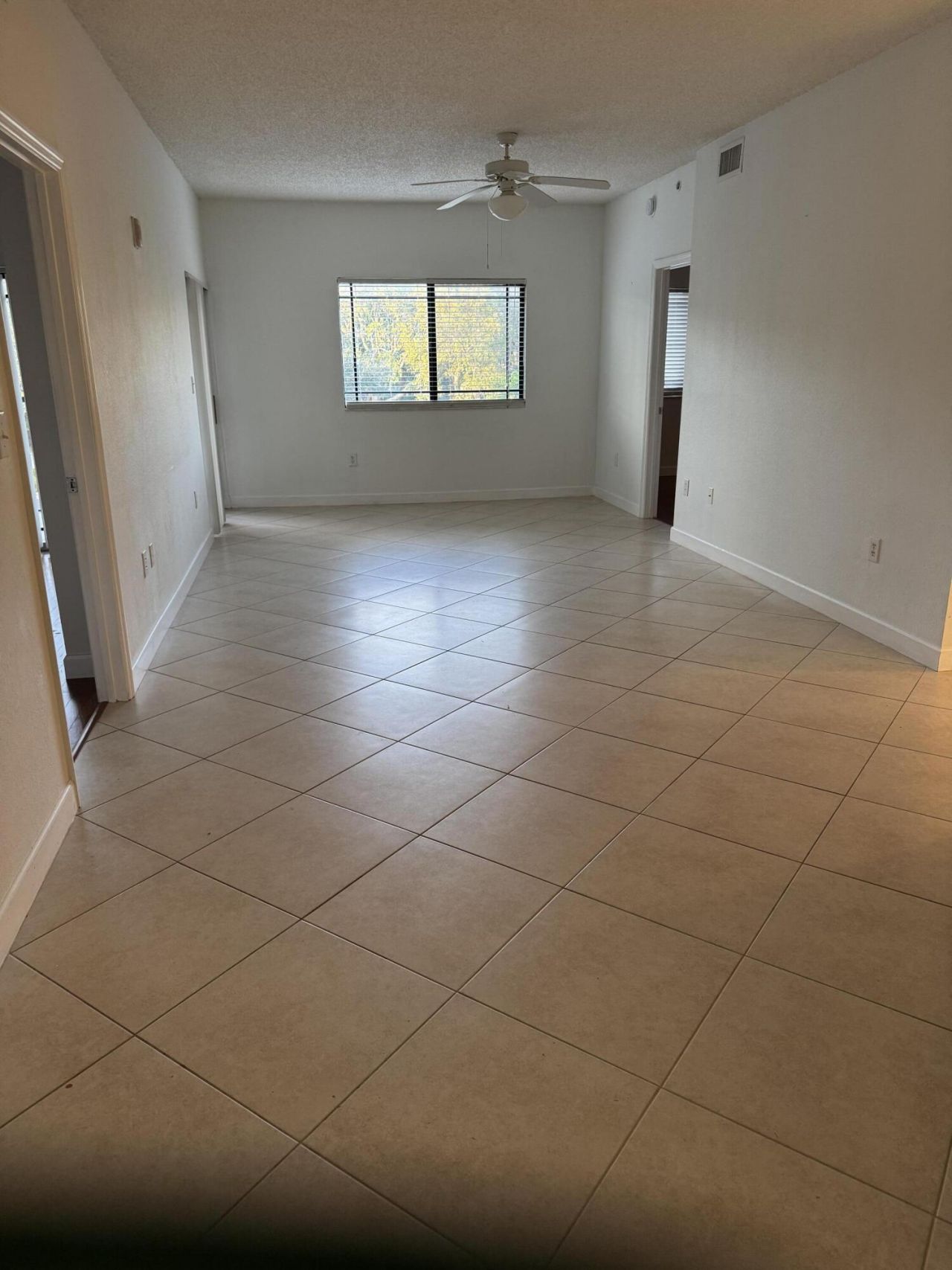 2802 Sarento Place, Unit 202, Palm Beach Gardens, FL 33410 Photo