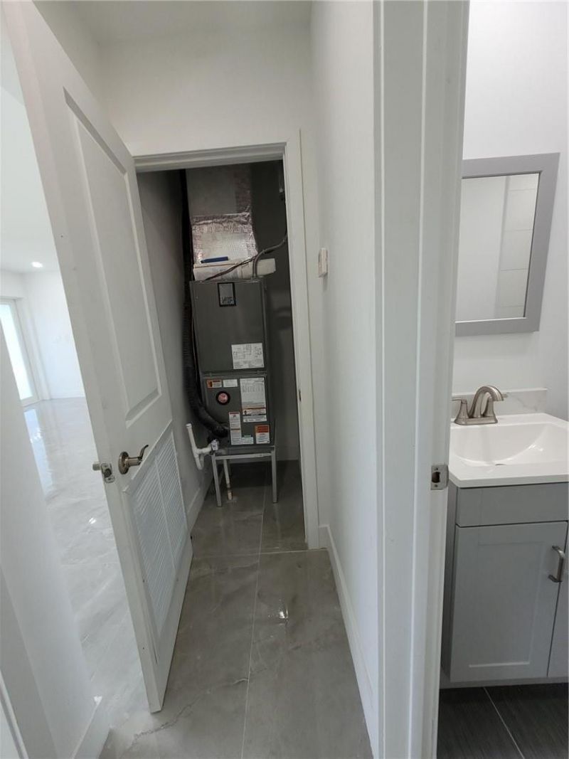 6041 SW 17th Street, Miami, FL 33155 Photo