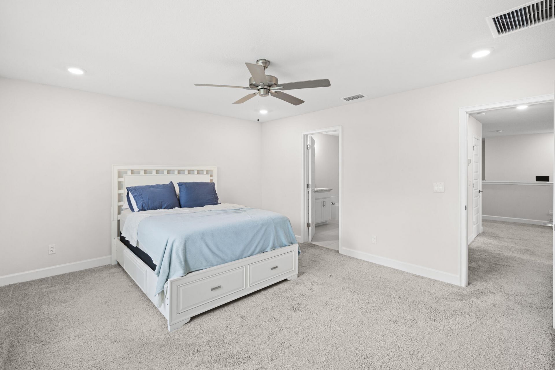 692 NE Turtleback Trail, Port Saint Lucie, FL 34983 Photo