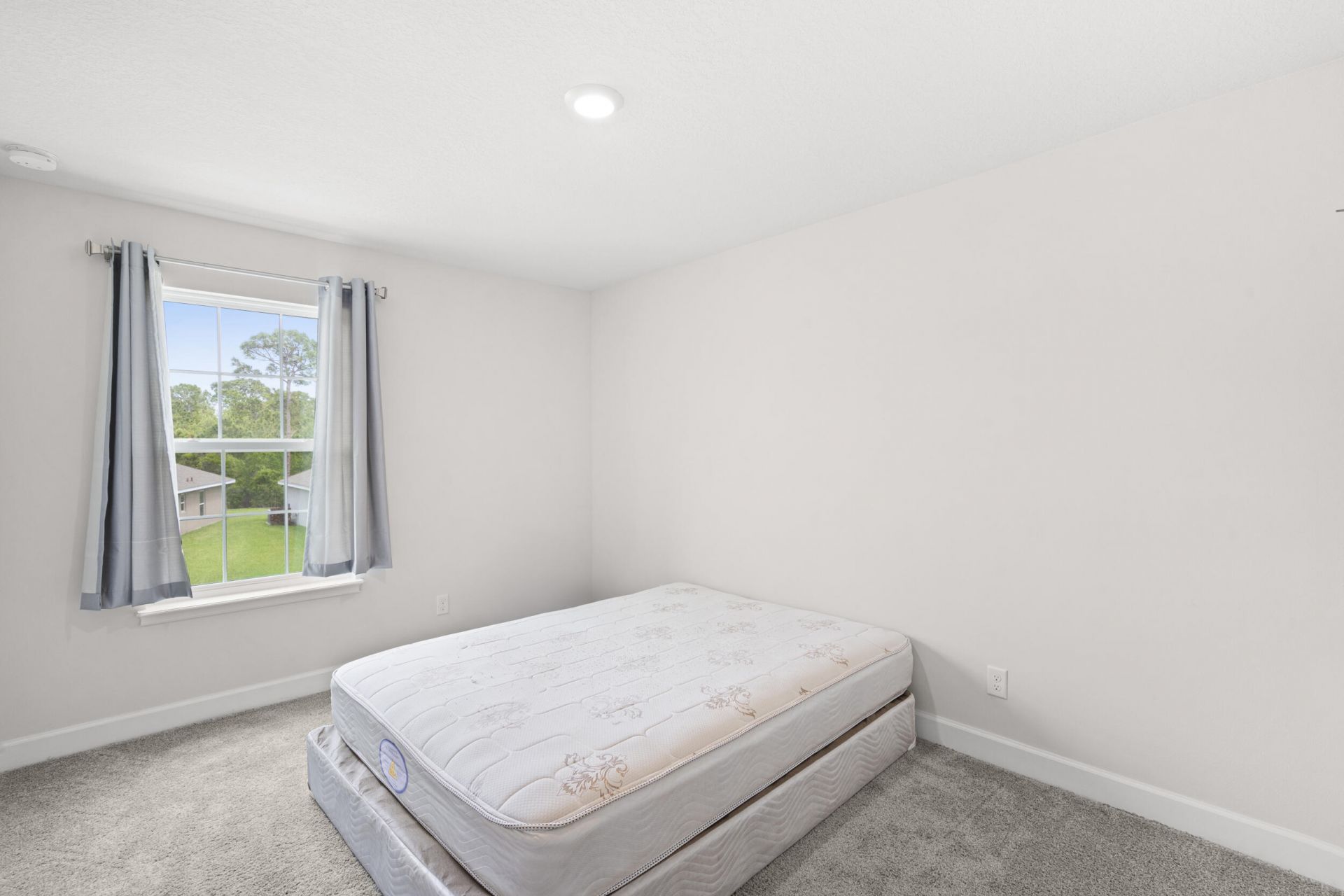 692 NE Turtleback Trail, Port Saint Lucie, FL 34983 Photo