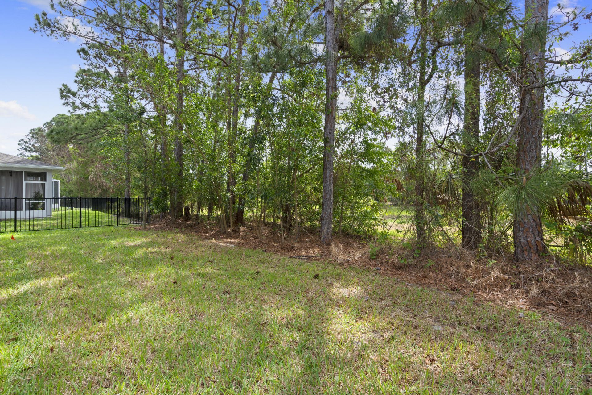 692 NE Turtleback Trail, Port Saint Lucie, FL 34983 Photo