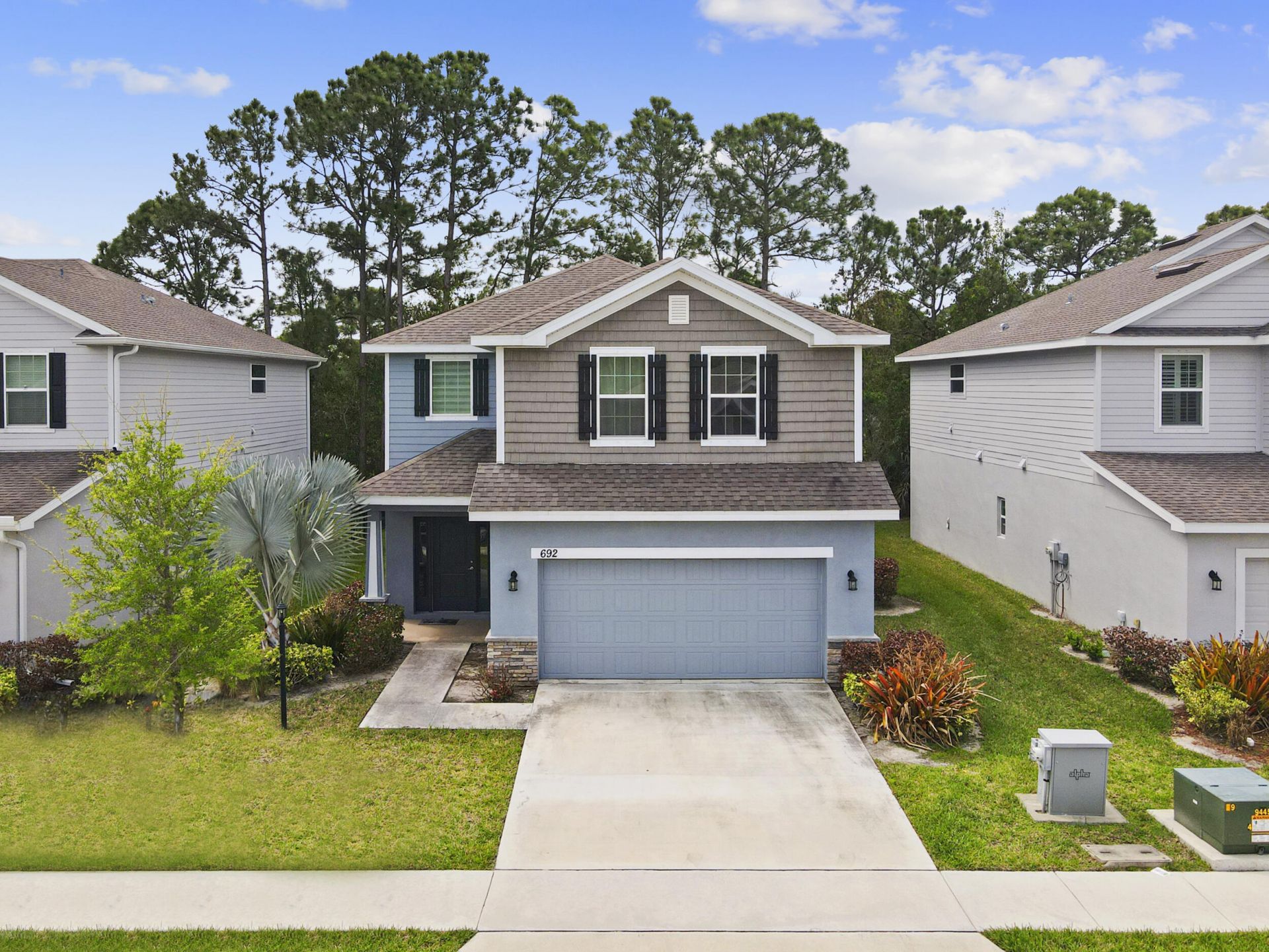 692 NE Turtleback Trail, Port Saint Lucie, FL 34983 Photo