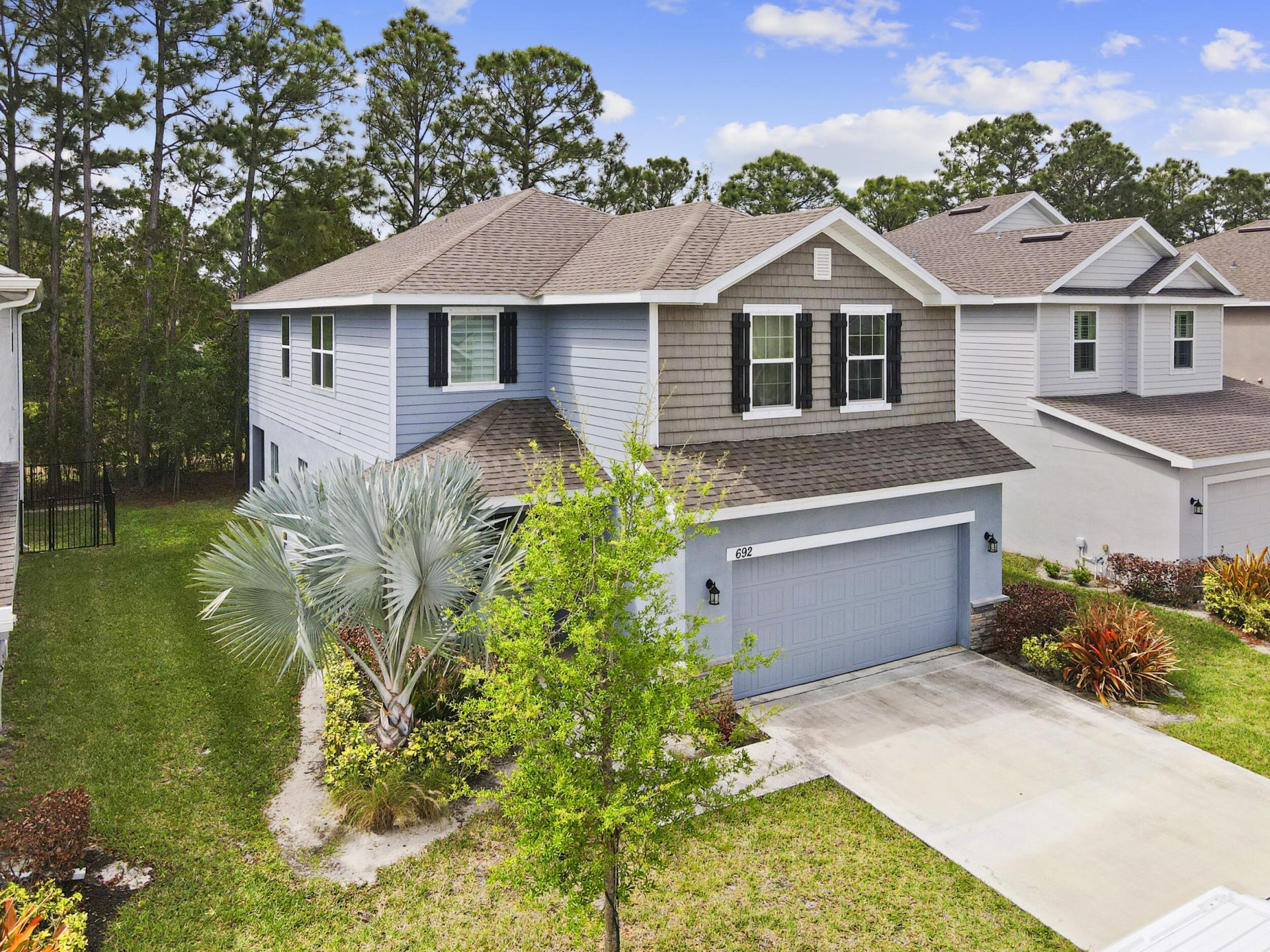 692 NE Turtleback Trail, Port Saint Lucie, FL 34983 Photo
