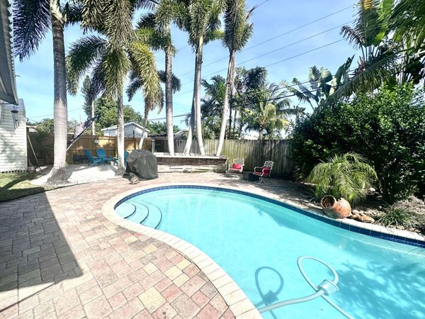 1400 NW 46th Street, Fort Lauderdale, FL 33309