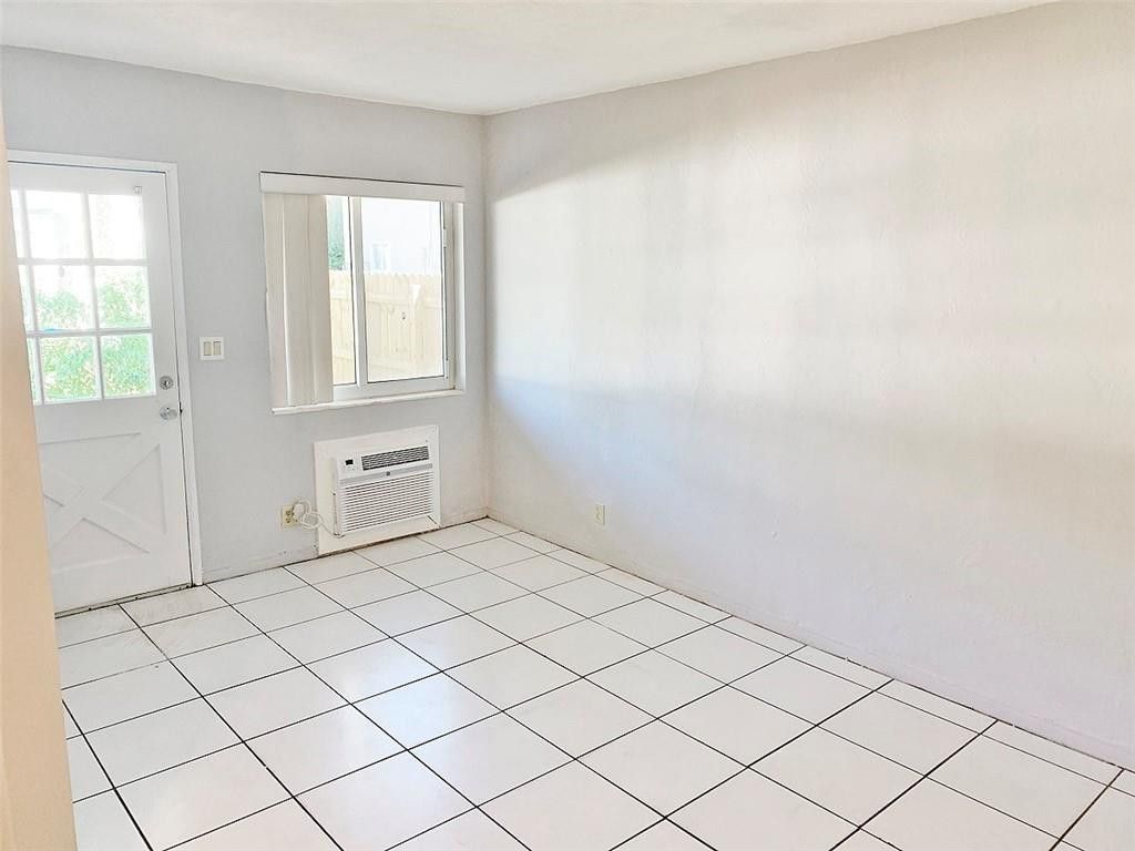 1958 Liberty Street, Unit 2, Hollywood, FL 33020 Photo