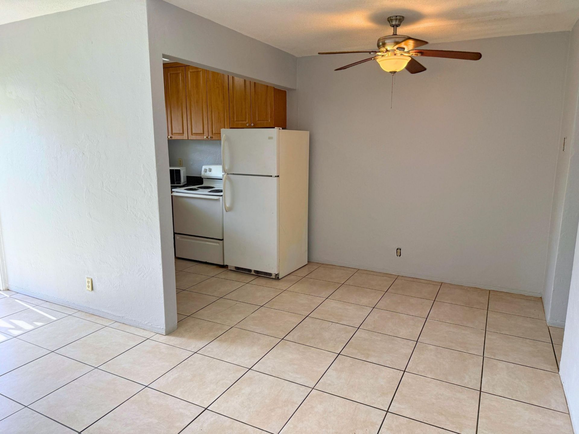 1958 Liberty Street, Unit 9, Hollywood, FL 33020 Photo