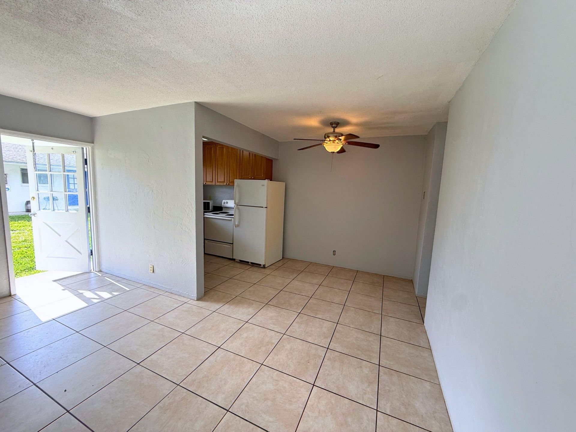 1958 Liberty Street, Unit 9, Hollywood, FL 33020 Photo