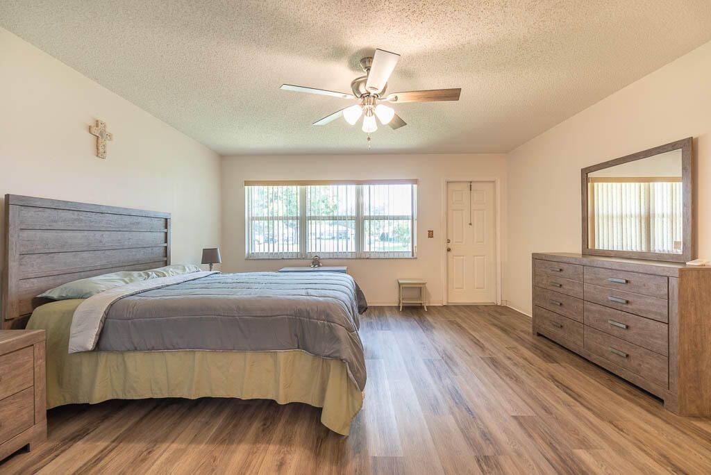 5061 Lakefront Boulevard, Unit B, Delray Beach, FL 33484 Photo