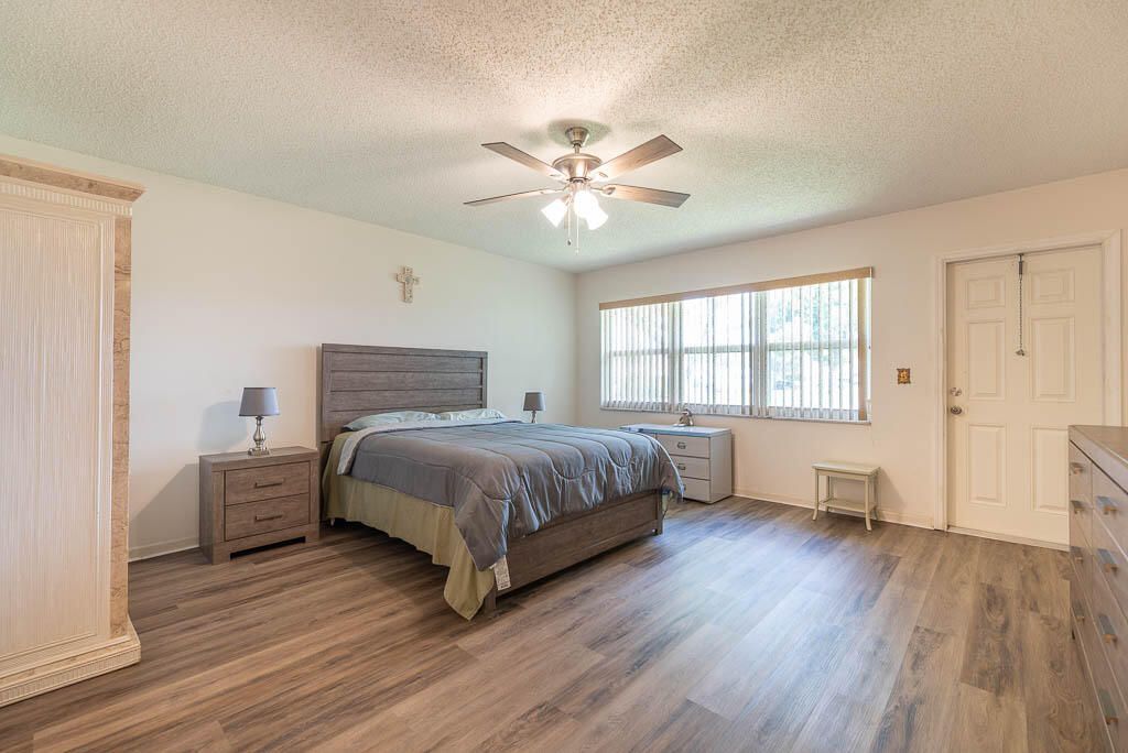 5061 Lakefront Boulevard, Unit B, Delray Beach, FL 33484 Photo