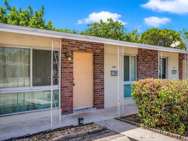 2107 NE 15th Avenue, Wilton Manors, FL 33305