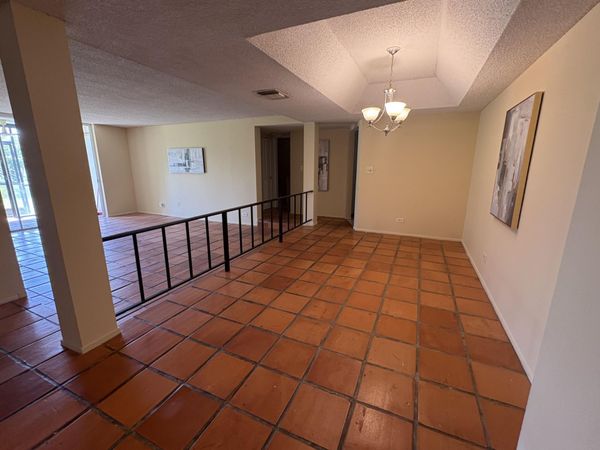 3720 Inverrary Drive, Unit 1h, Lauderhill, FL 33319