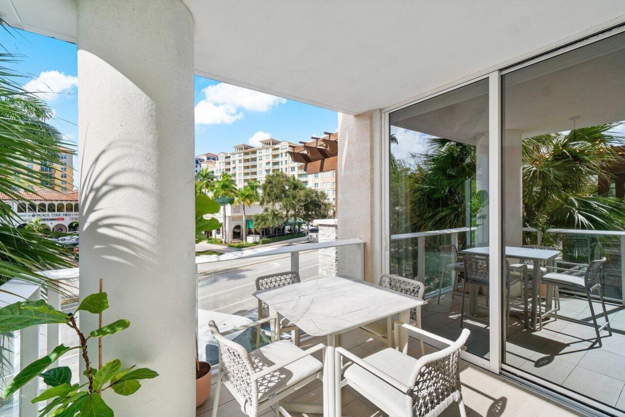 200 SE Mizner Boulevard, Unit 211, Boca Raton, FL 33432 Photo