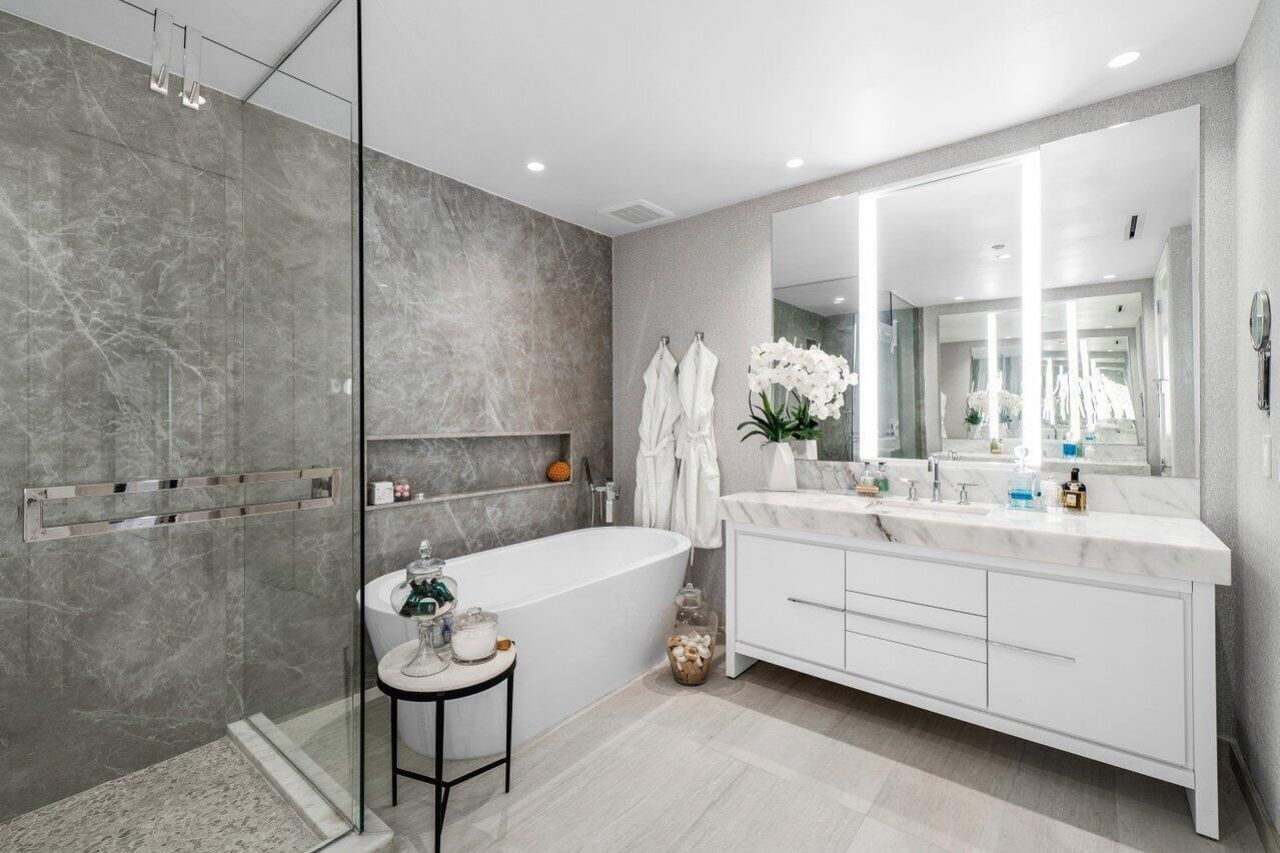 200 SE Mizner Boulevard, Unit 211, Boca Raton, FL 33432 Photo