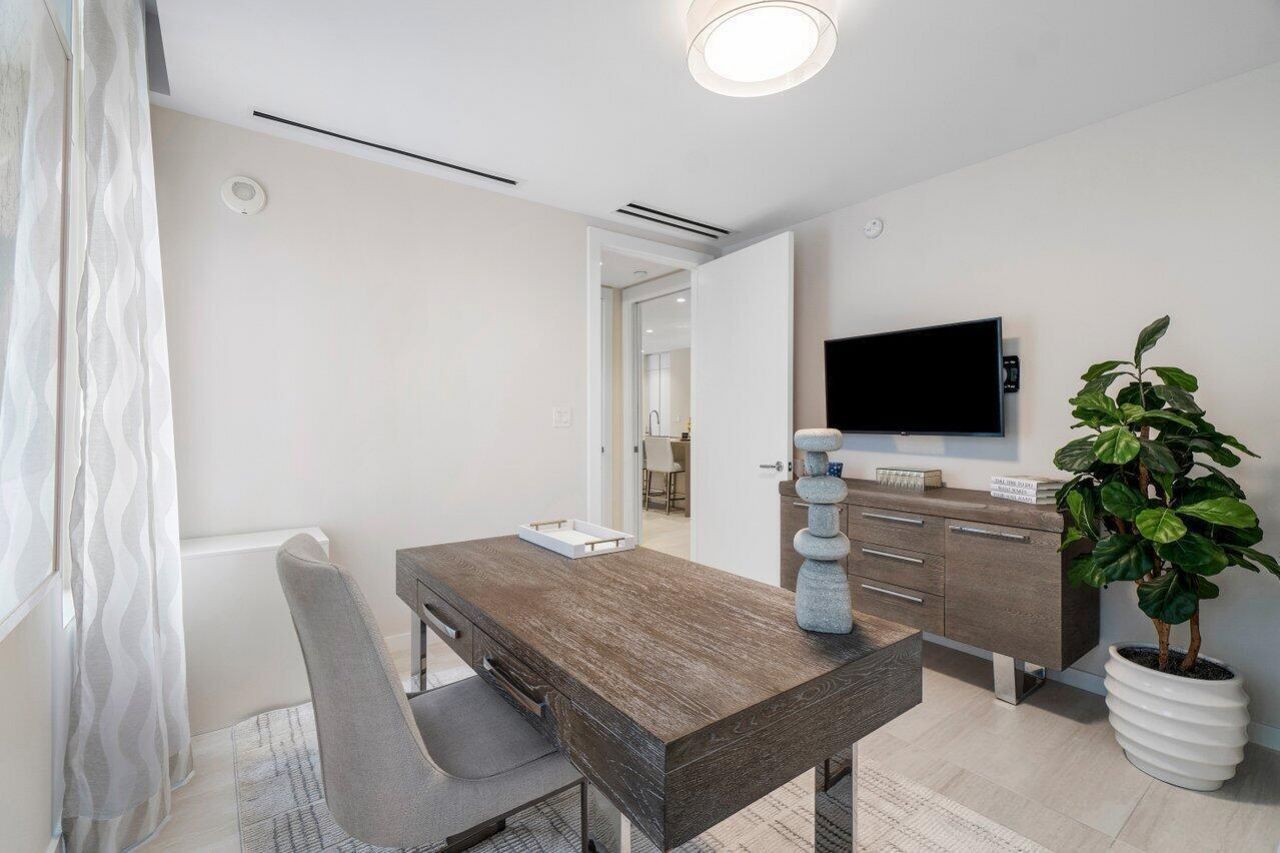 200 SE Mizner Boulevard, Unit 211, Boca Raton, FL 33432 Photo