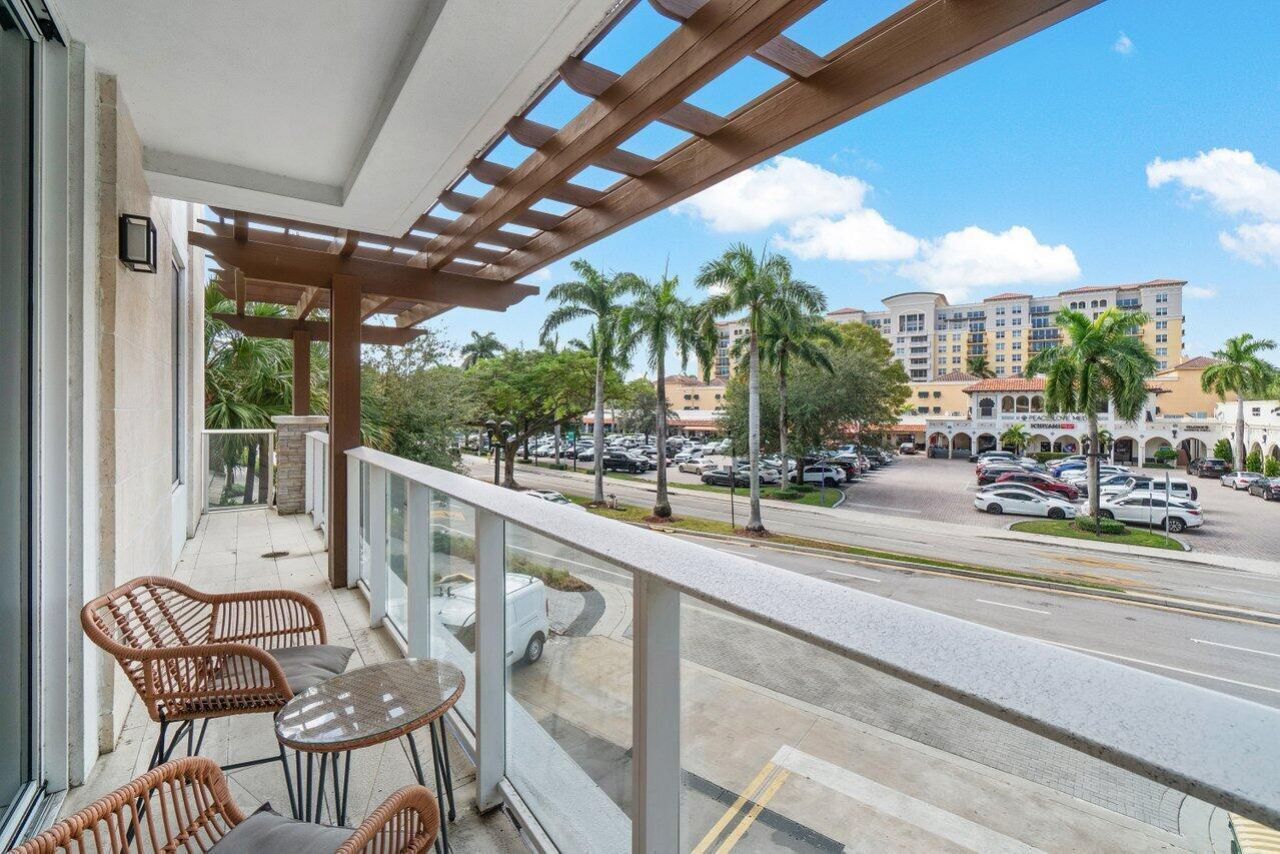200 SE Mizner Boulevard, Unit 211, Boca Raton, FL 33432 Photo