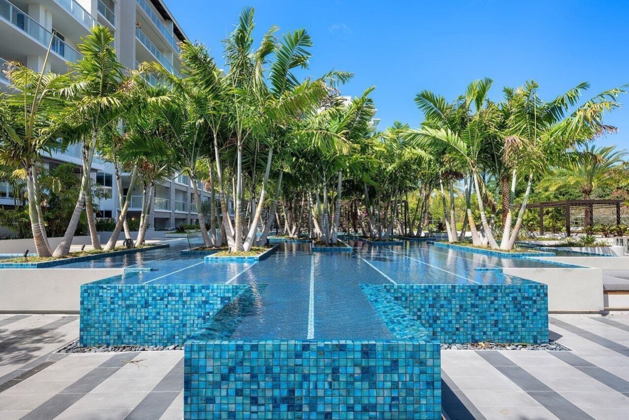 200 SE Mizner Boulevard, Unit 211, Boca Raton, FL 33432 Photo