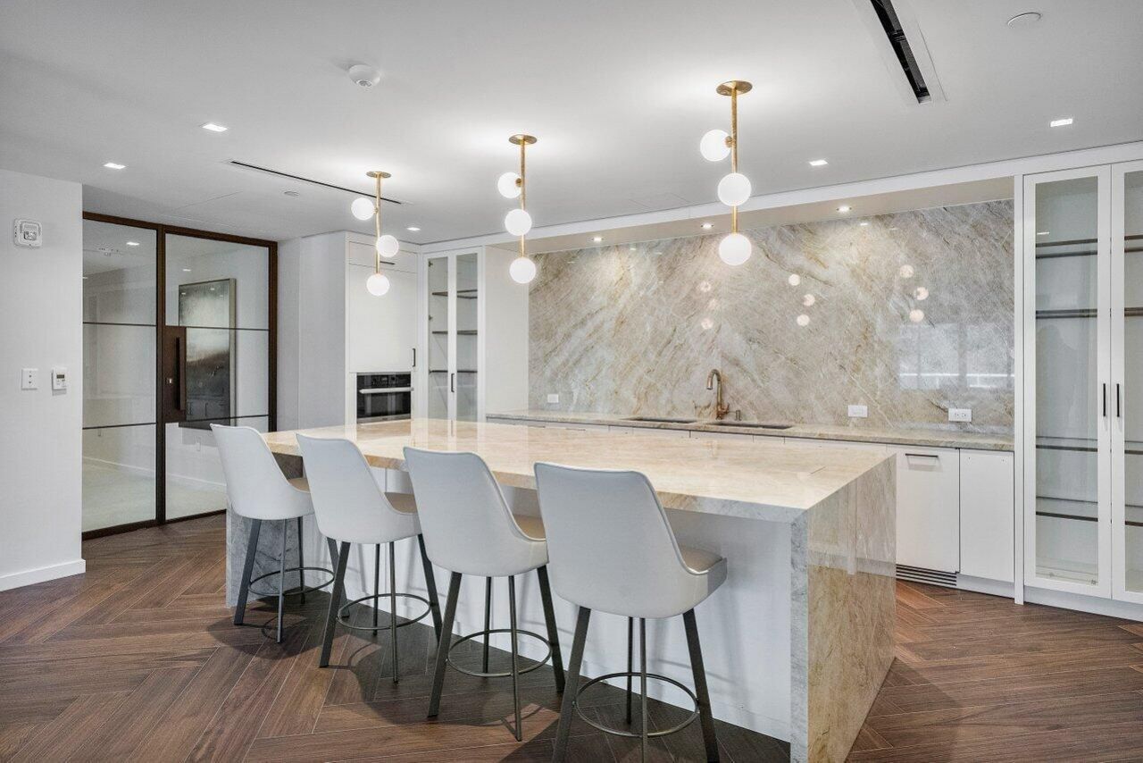 200 SE Mizner Boulevard, Unit 211, Boca Raton, FL 33432 Photo