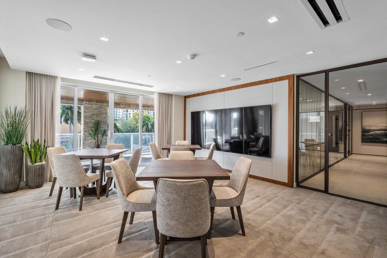 200 SE Mizner Boulevard, Unit 211, Boca Raton, FL 33432 Photo