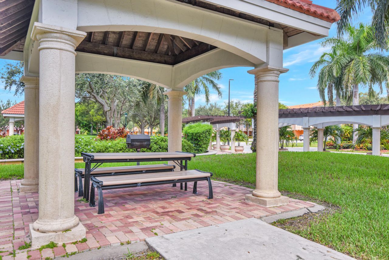 2036 Alta Meadows Lane, Unit 1407, Delray Beach, FL 33444 Photo