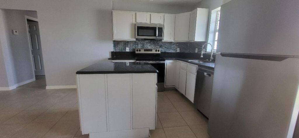 5240 NE 14th Way, Fort Lauderdale, FL 33334 Photo